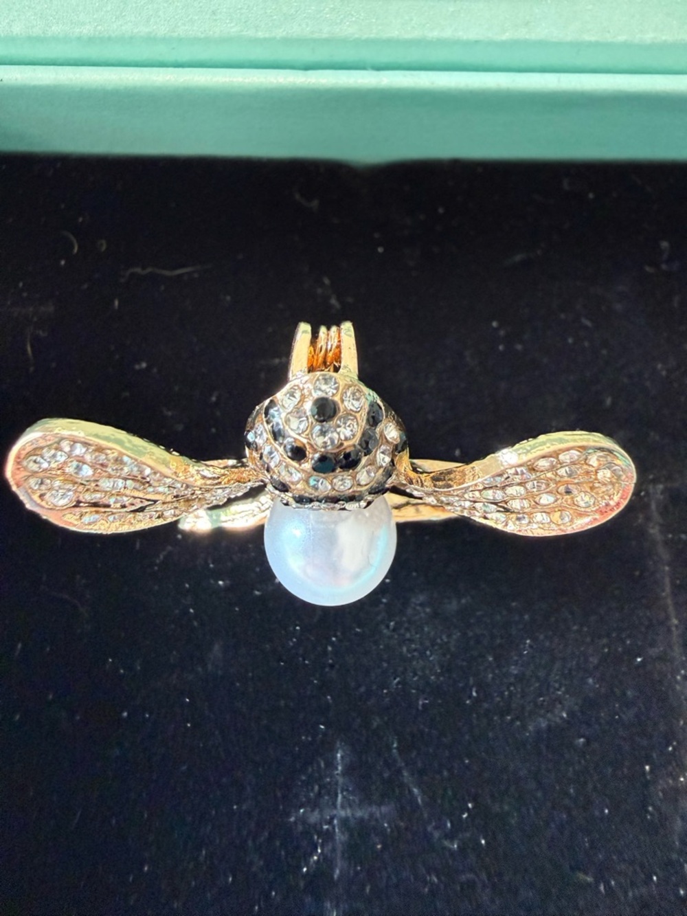 Gold Bee Brooch with Pearl and Black Crystal Accents - Women Jewelry - Picture 5 of 6